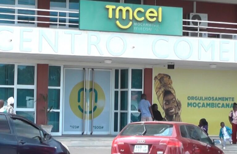 Tmcel: Governo prepara venda parcial enquanto activistas exigem responsabilização